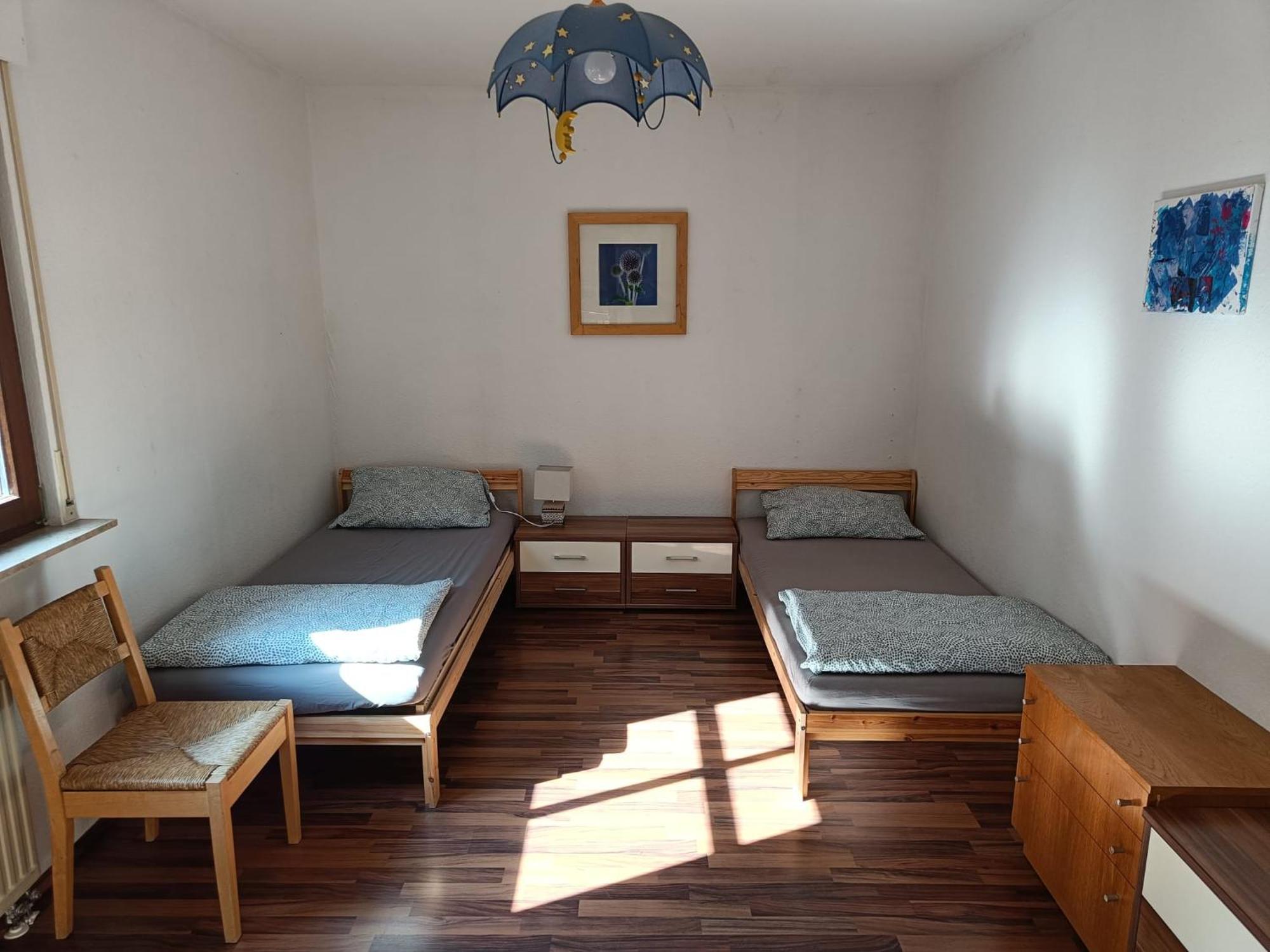 Ferienwohnung Mit 123Qm Fuer 8 Personen Mit Sehr Grossem Garten, Einfache Innen-Ausstattung Leipzig Exterior photo