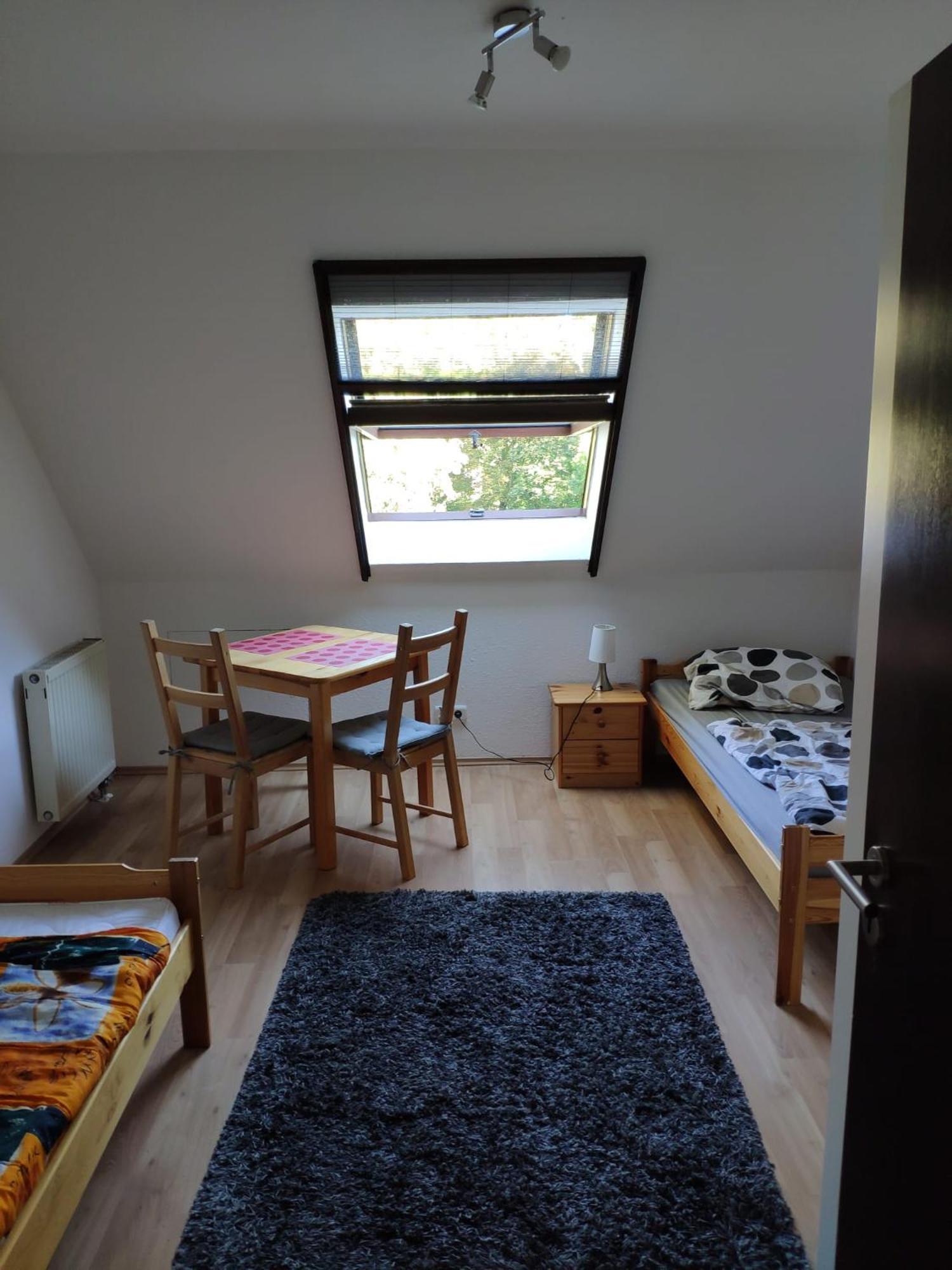 Ferienwohnung Mit 123Qm Fuer 8 Personen Mit Sehr Grossem Garten, Einfache Innen-Ausstattung Leipzig Exterior photo