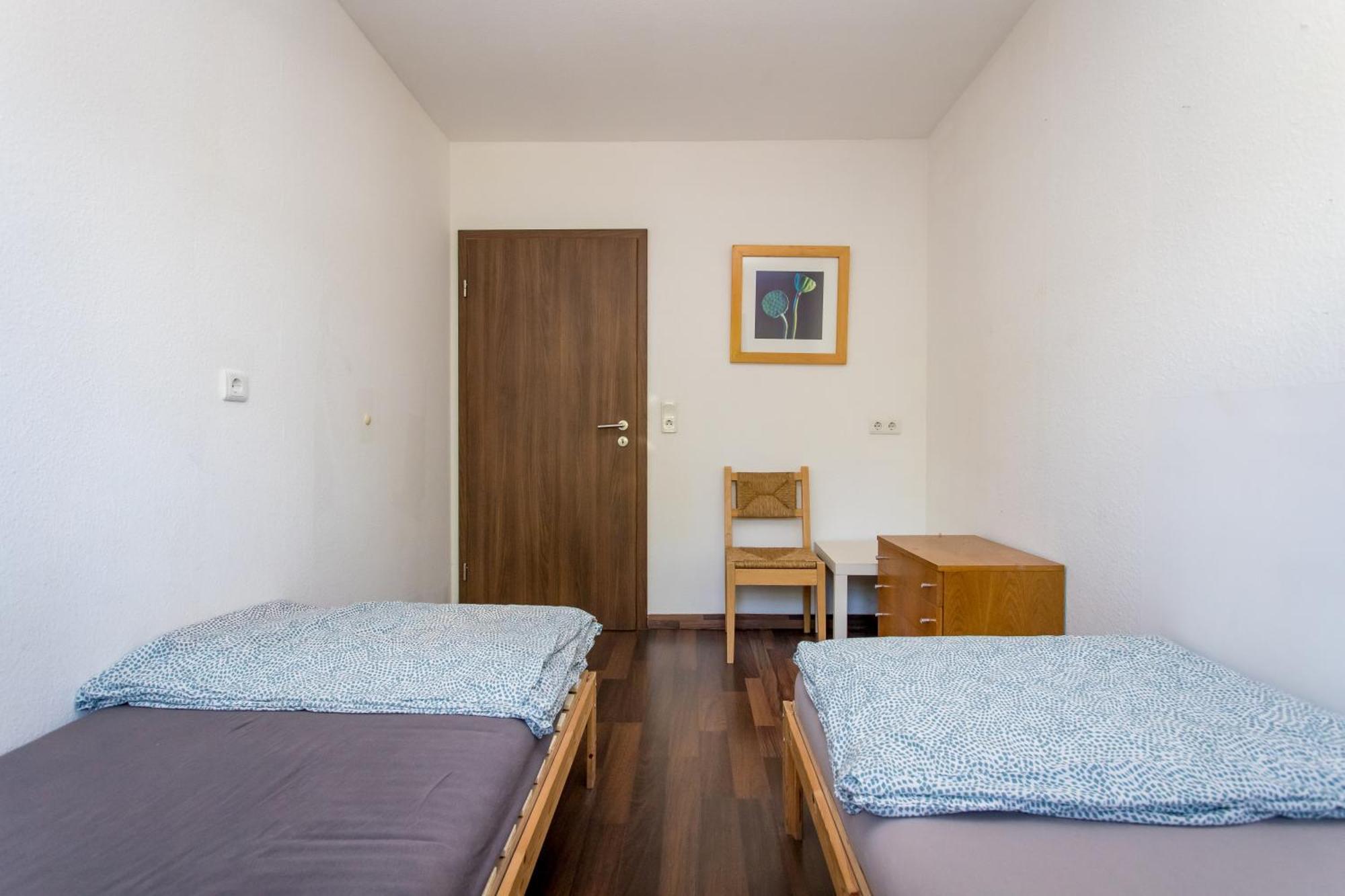 Ferienwohnung Mit 123Qm Fuer 8 Personen Mit Sehr Grossem Garten, Einfache Innen-Ausstattung Leipzig Exterior photo